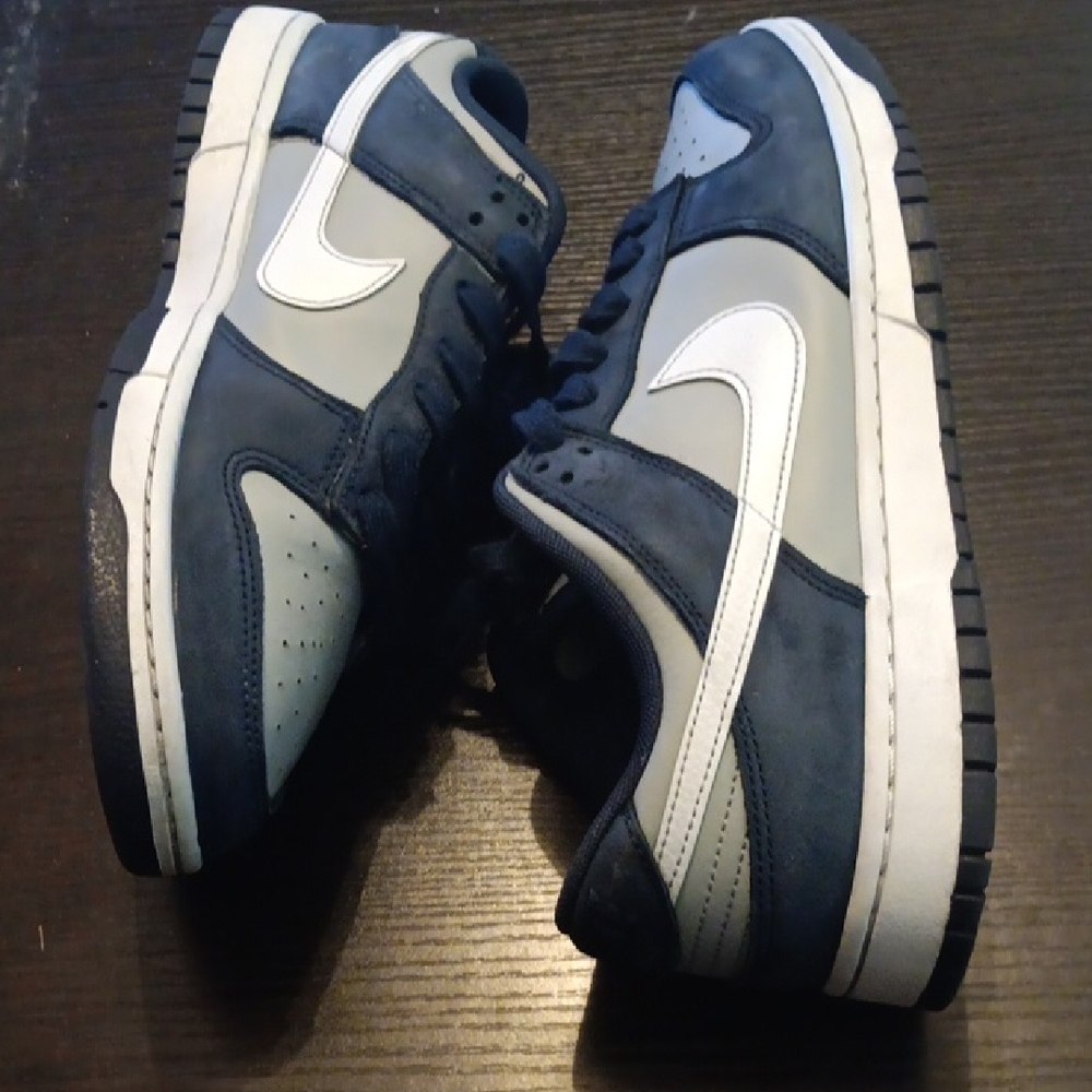 Nike Dunk Low Georgetown Suede in Navy and Gray Mens SZ 11 EUC - Picture 8 of 9